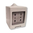Tomacorriente doble hidrobox 10/16A - MEC